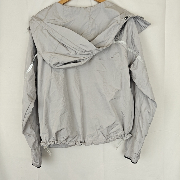VARLEY TERRACE Hooded Windbreaker Jacket Metallic Ash Grey Long Sleeve Small - Picture 16 of 16